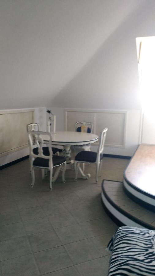 Casa Lilli Apartment Vallecrosia Ngoại thất bức ảnh
